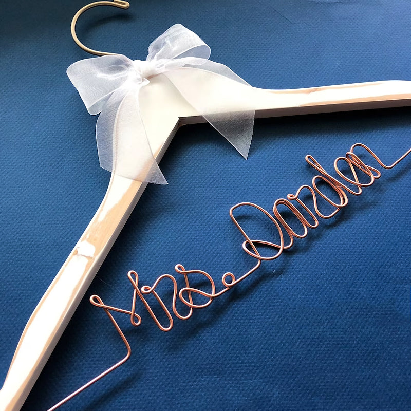 Bride Hanger for Wedding Dress Photos – Giftsidear