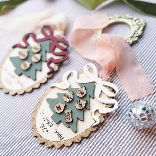Personalized Family Christmas Ornament: Scalloped Bow
