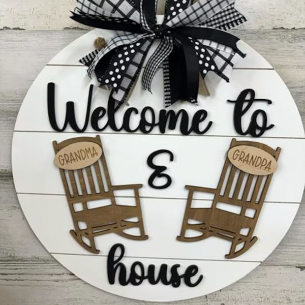 Personalized Grandparents door hanger - Grandma and Grandpa